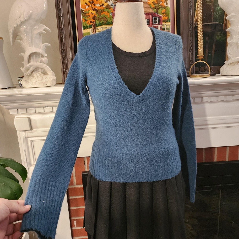 M Y2K Express Deep-V Dark Blue Pullover Wool Blend Sweater
